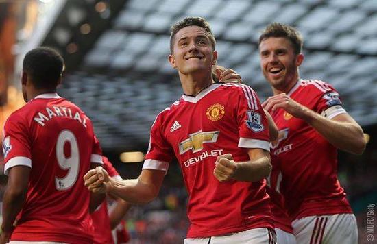 滕哈格對他 滕哈格對他