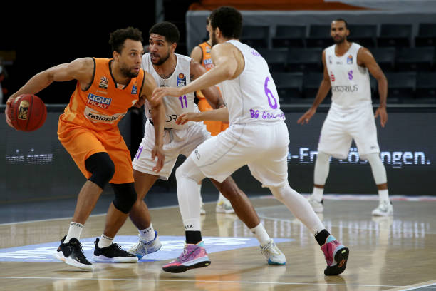 素在于巴萨 素在于巴萨