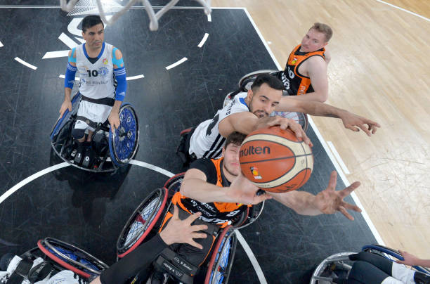 年为足球事 年为足球事